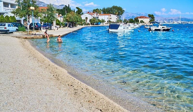 Apartman Karmen Apartment Kastela Bagian luar foto
