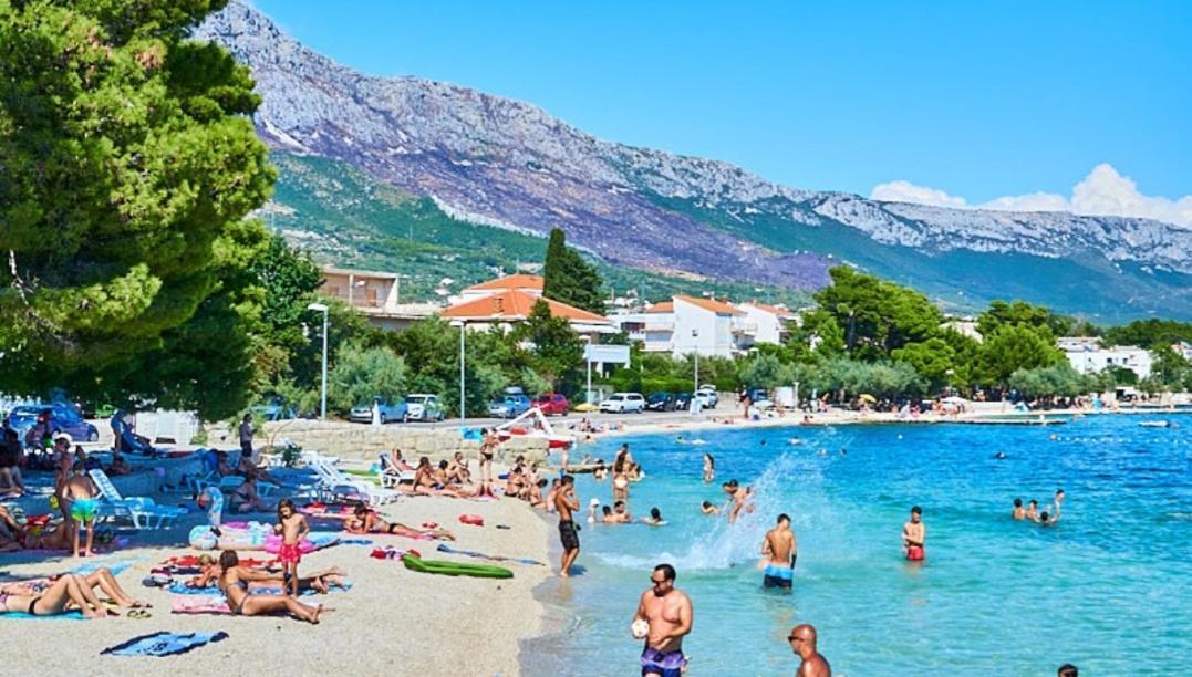 Apartman Karmen Apartment Kastela Bagian luar foto